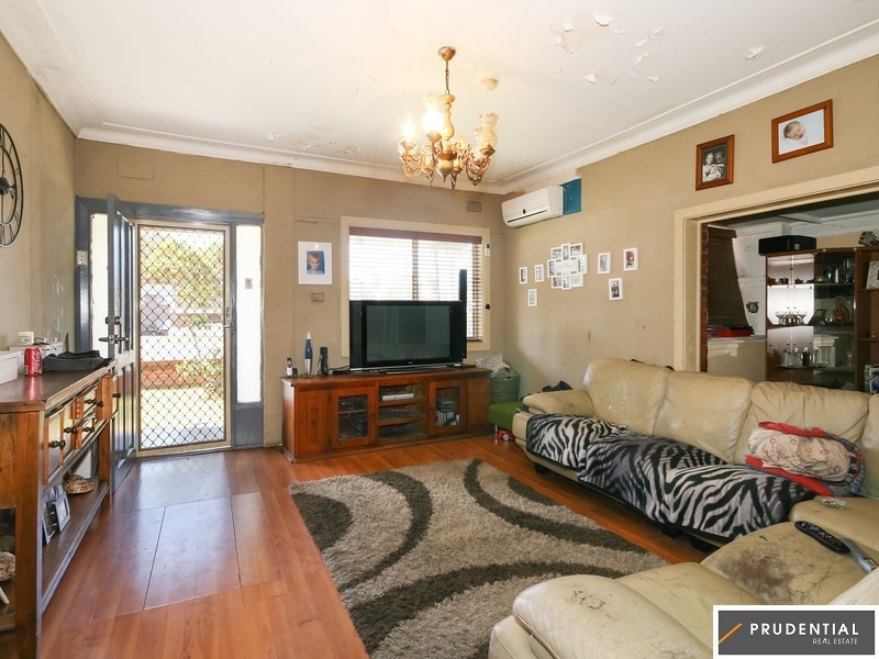 184 Newbridge Road, Moorebank NSW 2170