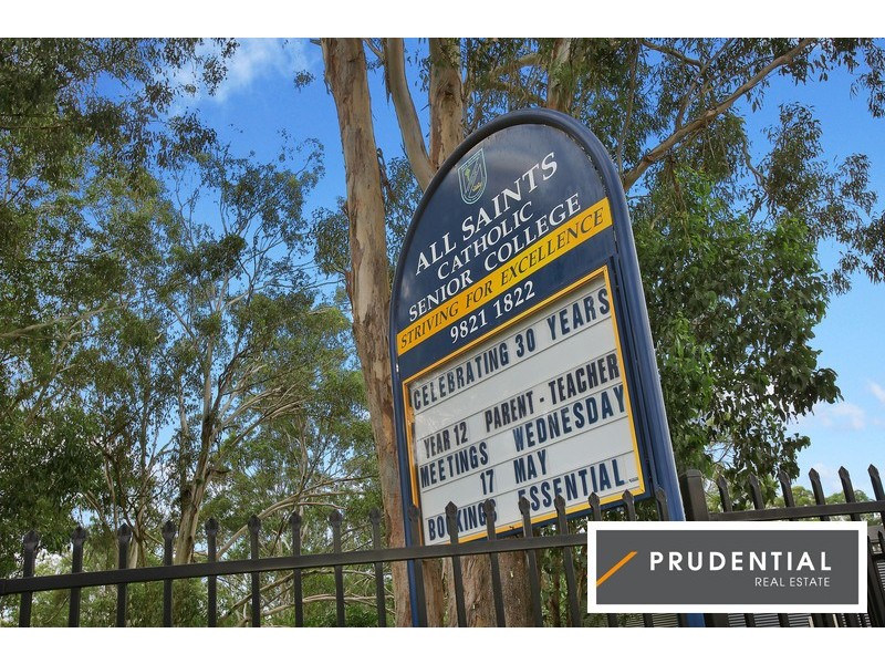 14 Rushton Place, Casula NSW 2170