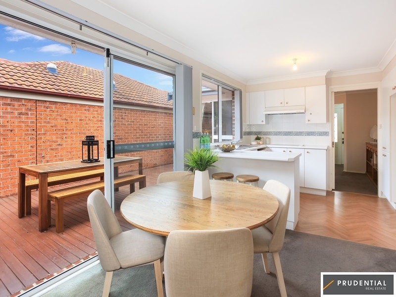 39 Woburn Abbey Court, Wattle Grove NSW 2173