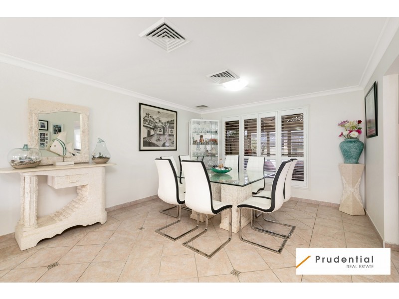 8 Foxgrove Ave, Casula NSW 2170