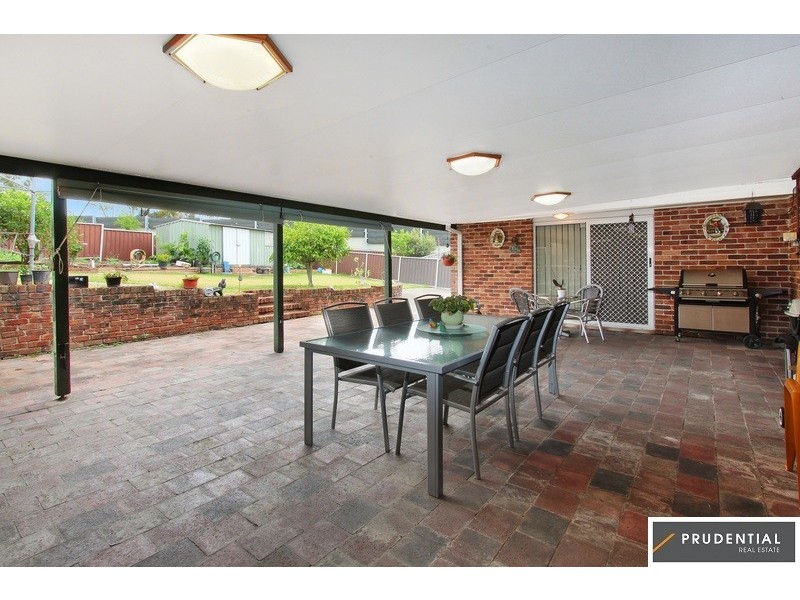 6 Popple Close, Casula NSW 2170