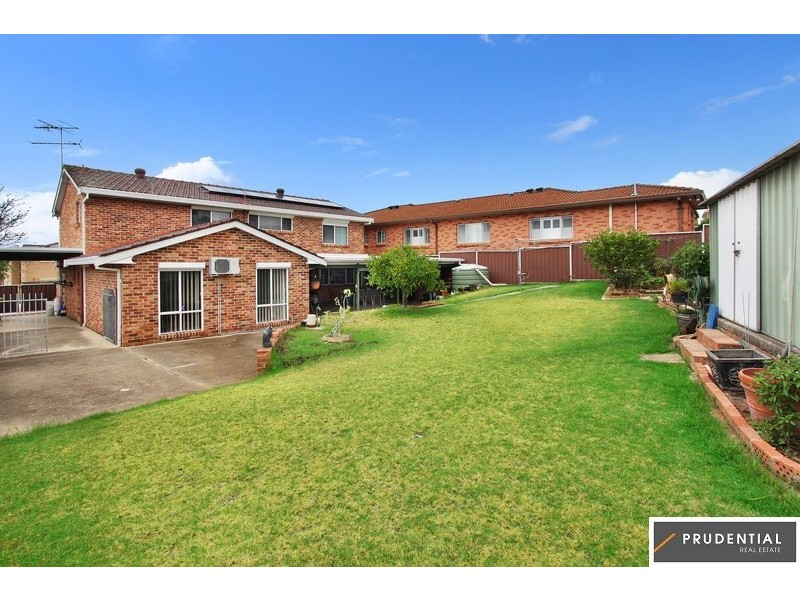 6 Popple Close, Casula NSW 2170