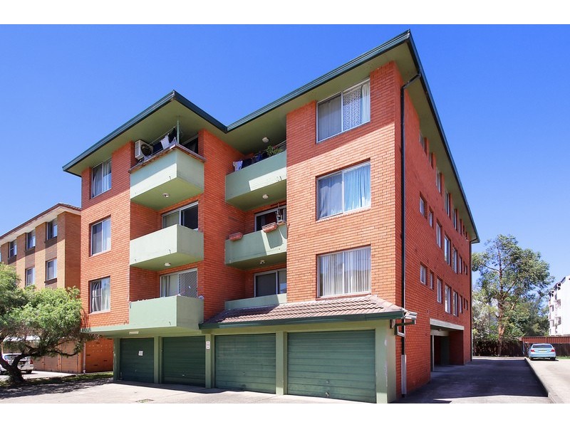 3/12 Drummond Street, Warwick Farm NSW 2170