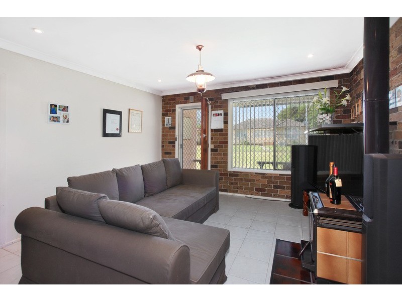 17 Lamont Place, Cartwright NSW 2168