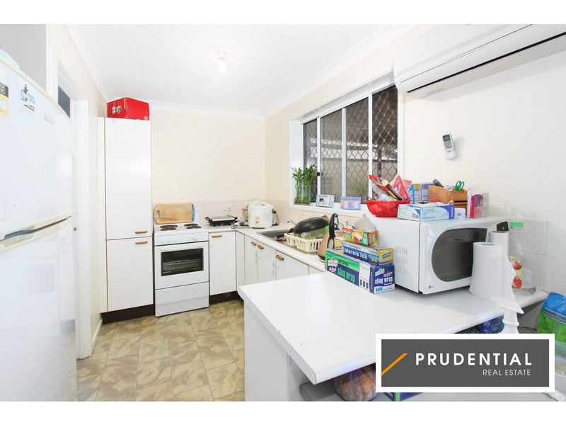 25 Sparrow Lane, Green Valley NSW 2168