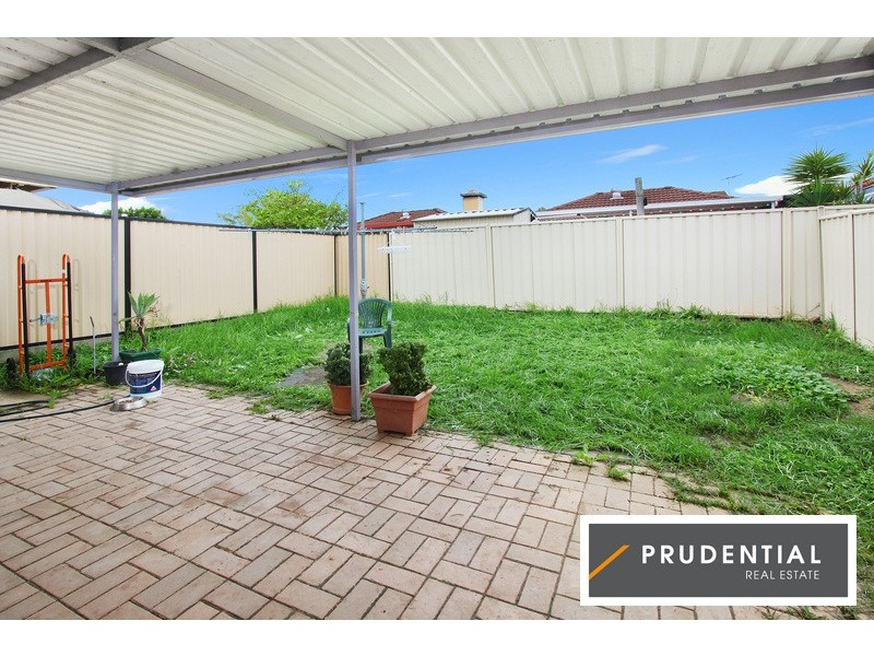 25 Sparrow Lane, Green Valley NSW 2168