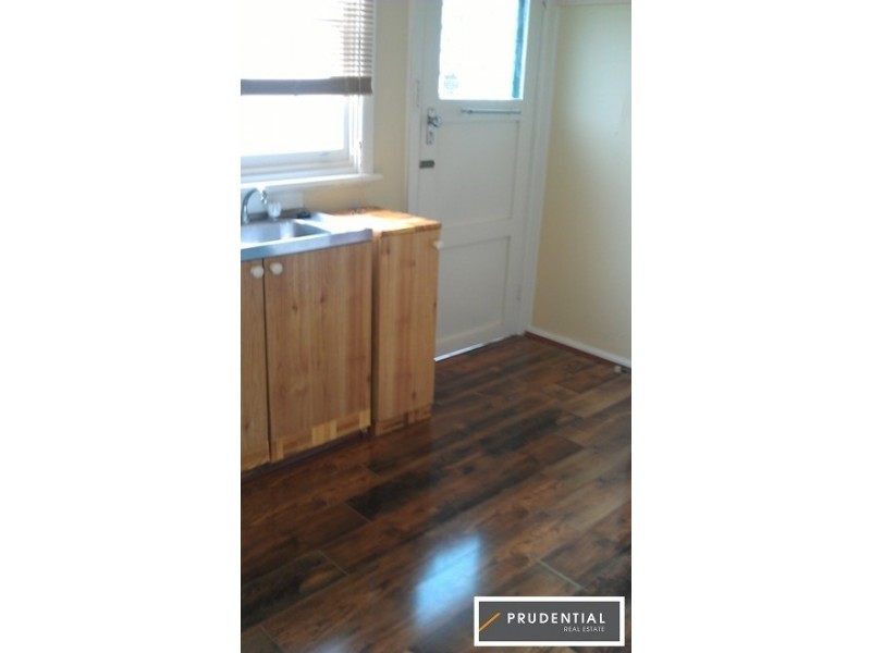 30 Dunbeir Avenue, Lurnea NSW 2170