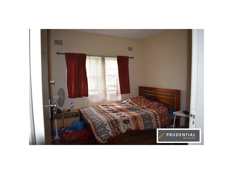 30 Dunbeir Avenue, Lurnea NSW 2170