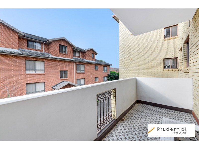 3/107 Castlereagh Street, Liverpool NSW 2170