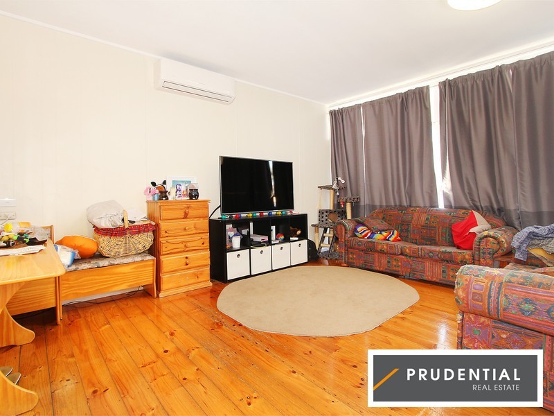 2a Bradshaw Avenue, Moorebank NSW 2170