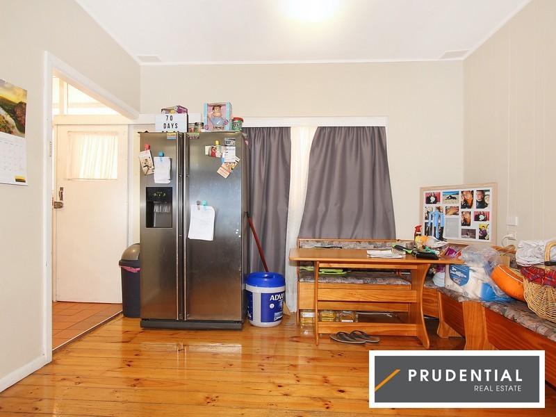 2a Bradshaw Avenue, Moorebank NSW 2170