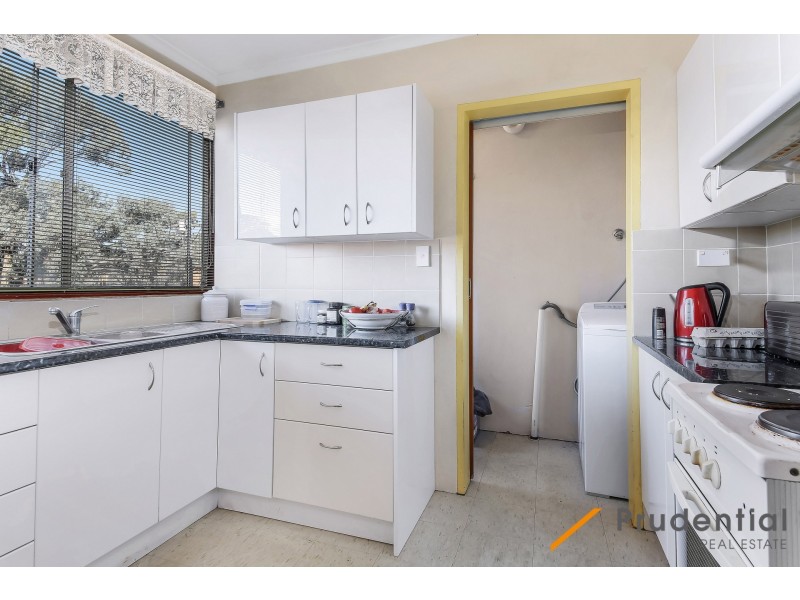 2/31-35 Forbes Street, Warwick Farm NSW 2170