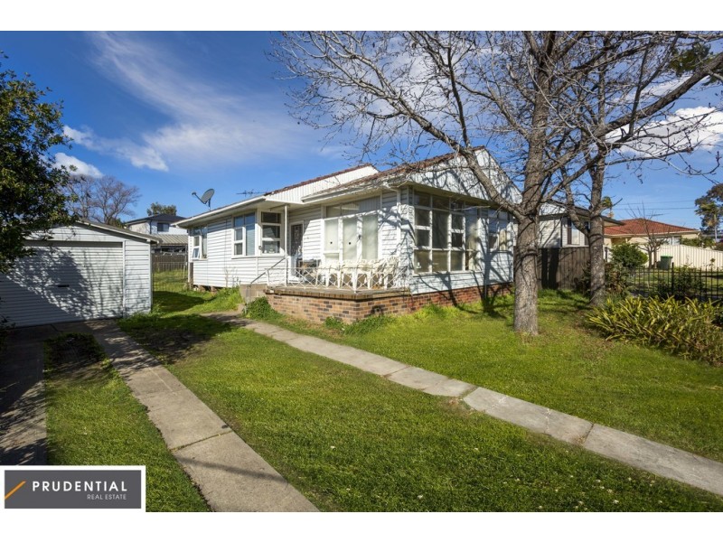 36 Hill Road, Lurnea NSW 2170