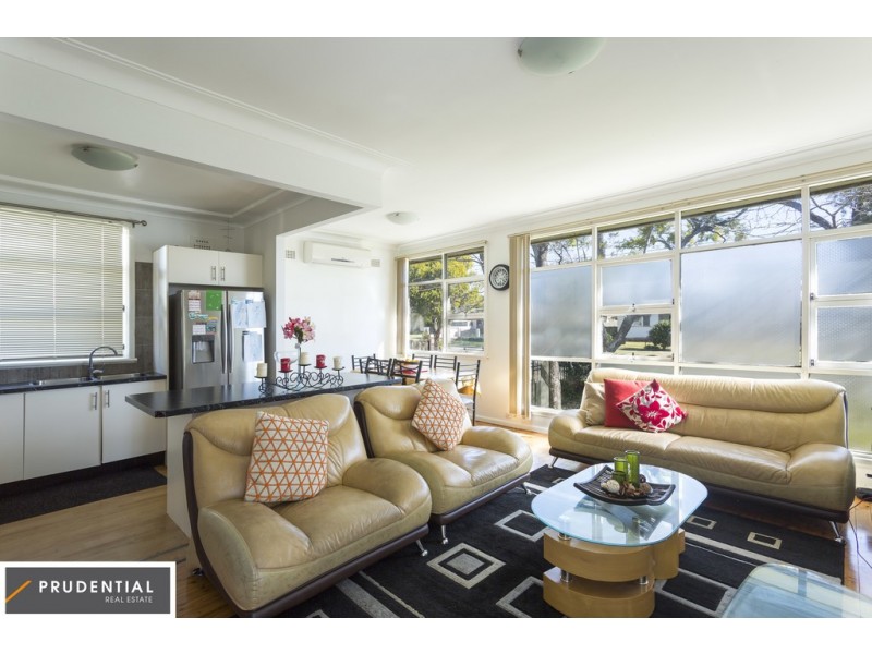 36 Hill Road, Lurnea NSW 2170