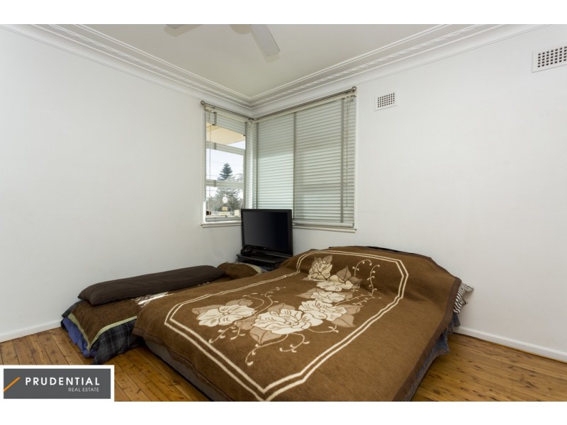 36 Hill Road, Lurnea NSW 2170