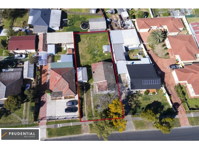 36 Hill Road, Lurnea NSW 2170