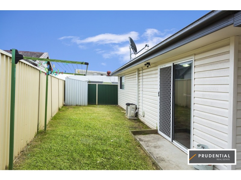 12 Bare Avenue, Lurnea NSW 2170