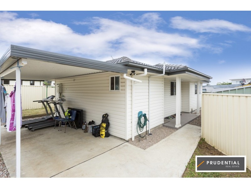 12 Bare Avenue, Lurnea NSW 2170