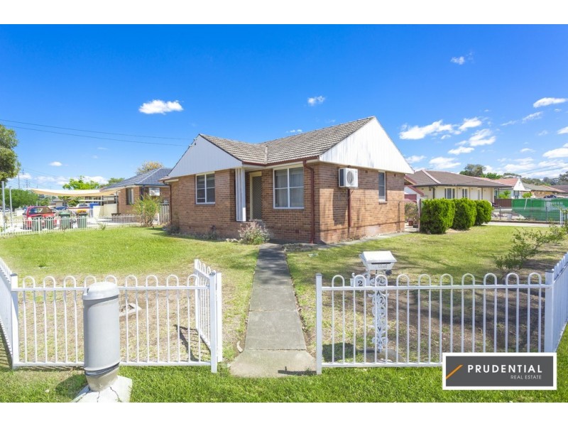 2 Sadleir Ave, Sadleir NSW 2168