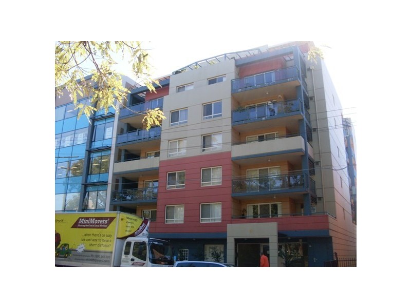 7/9 Elizabeth St, Liverpool NSW 2170