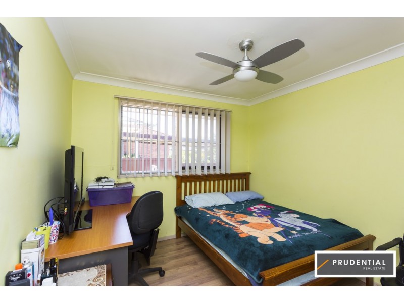 19 Tallowwood Avenue, Casula NSW 2170