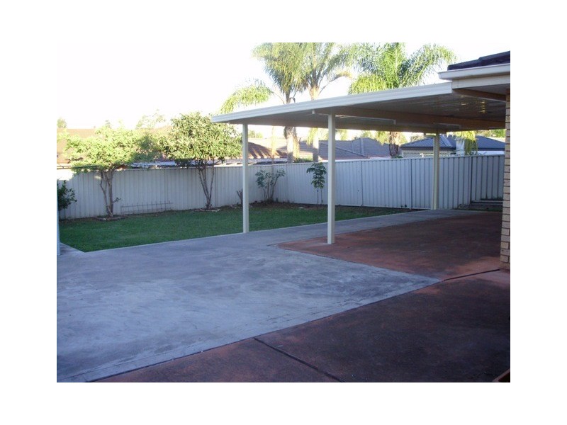 5 Grebe Place, Hinchinbrook NSW 2168