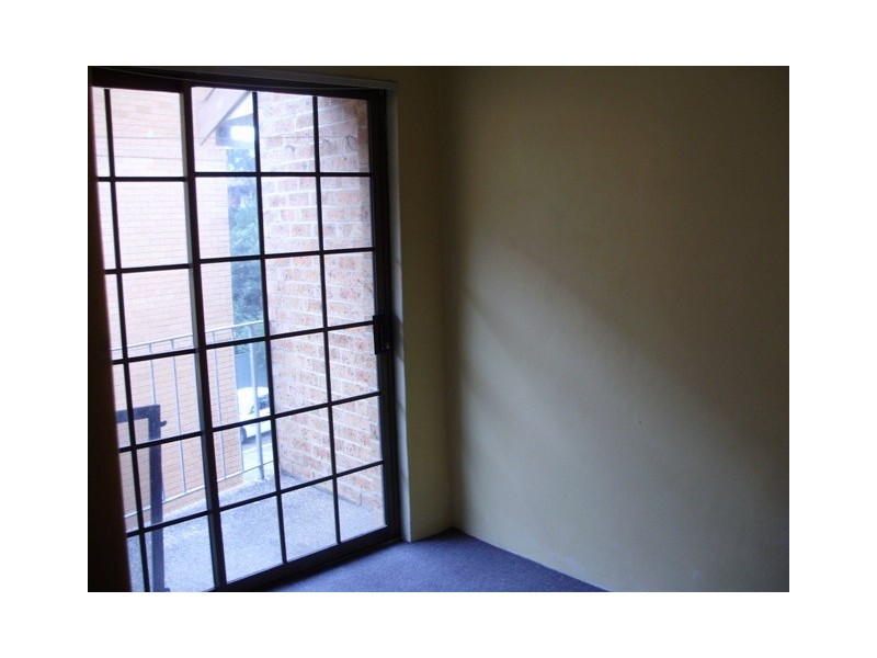 3/48 Nagle St, Liverpool NSW 2170