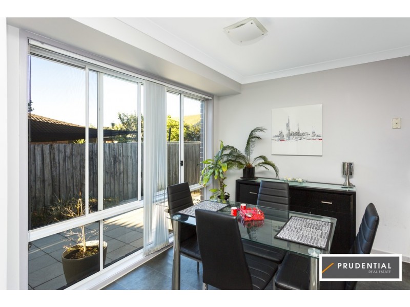 38 Lyndhurst Court, Wattle Grove NSW 2173