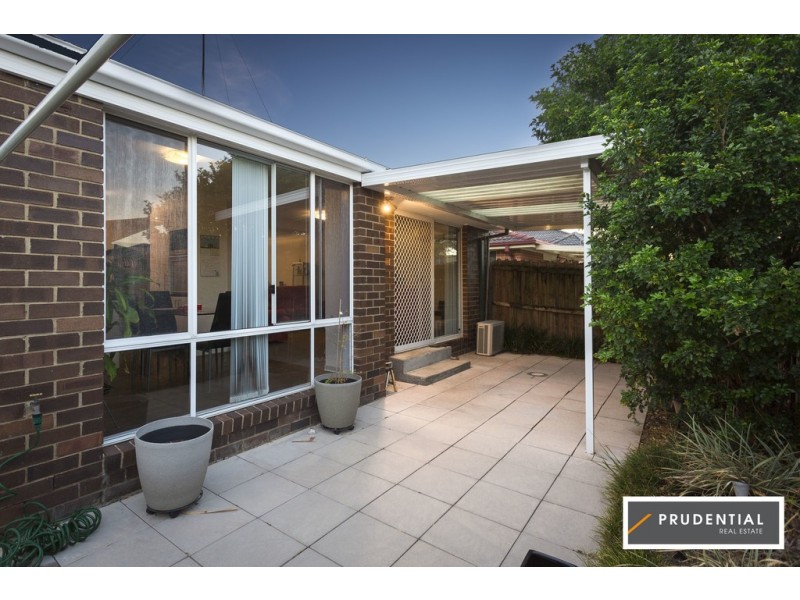 38 Lyndhurst Court, Wattle Grove NSW 2173