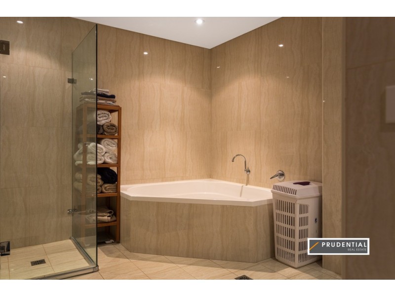 34/49 Lachlan Street, Warwick Farm NSW 2170