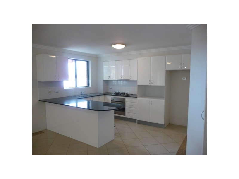 26/9-11 Bathurst St, Liverpool NSW 2170