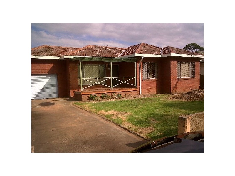 60 Market St, Moorebank NSW 2170