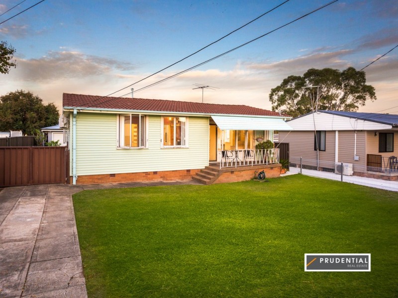 33 Glenwari Street, Sadleir NSW 2168