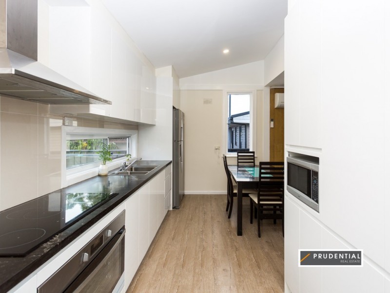 33 Glenwari Street, Sadleir NSW 2168