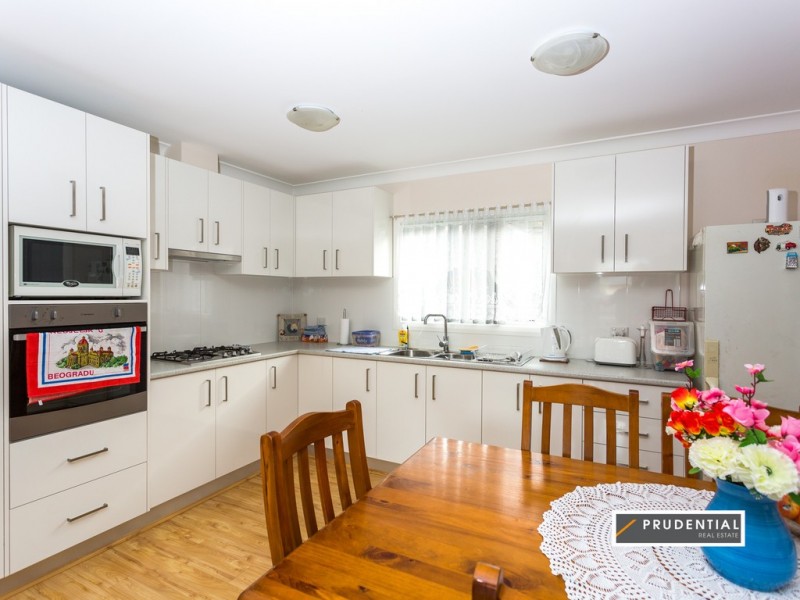 33 Glenwari Street, Sadleir NSW 2168