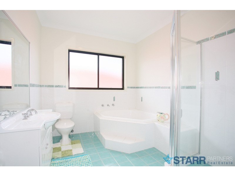 62 Scottsdale cct, West Hoxton NSW 2171