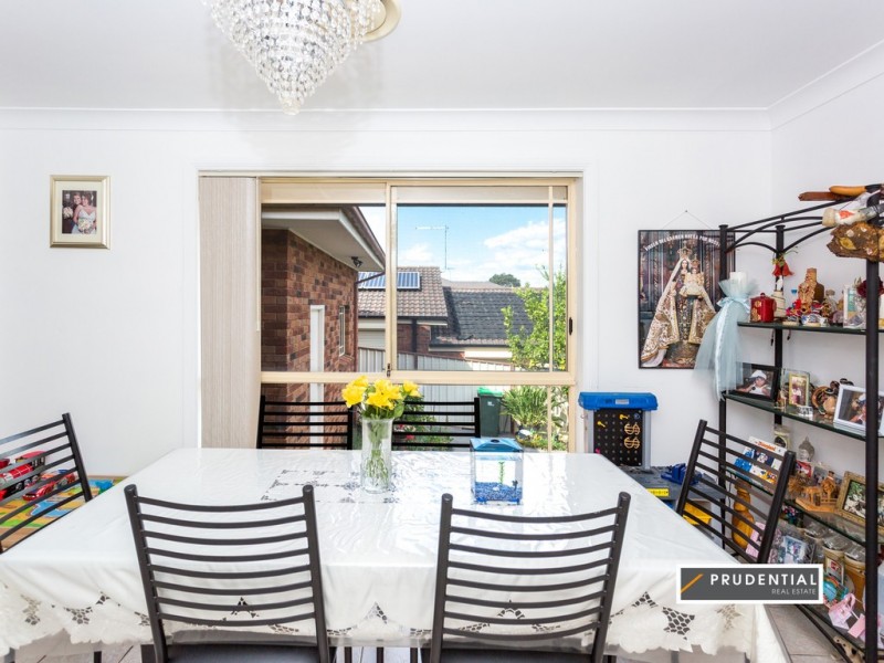 14 Boldrewood Avenue, Casula NSW 2170