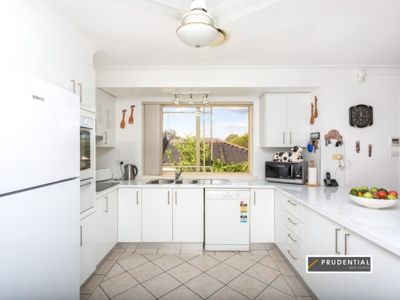 14 Boldrewood Avenue, Casula NSW 2170