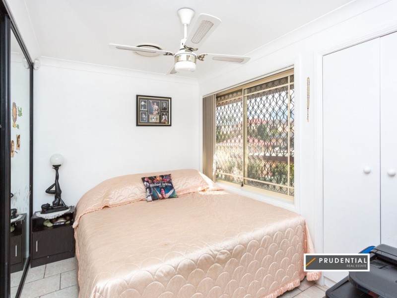 14 Boldrewood Avenue, Casula NSW 2170