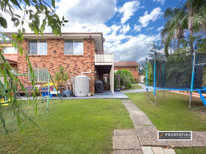 14 Boldrewood Avenue, Casula NSW 2170