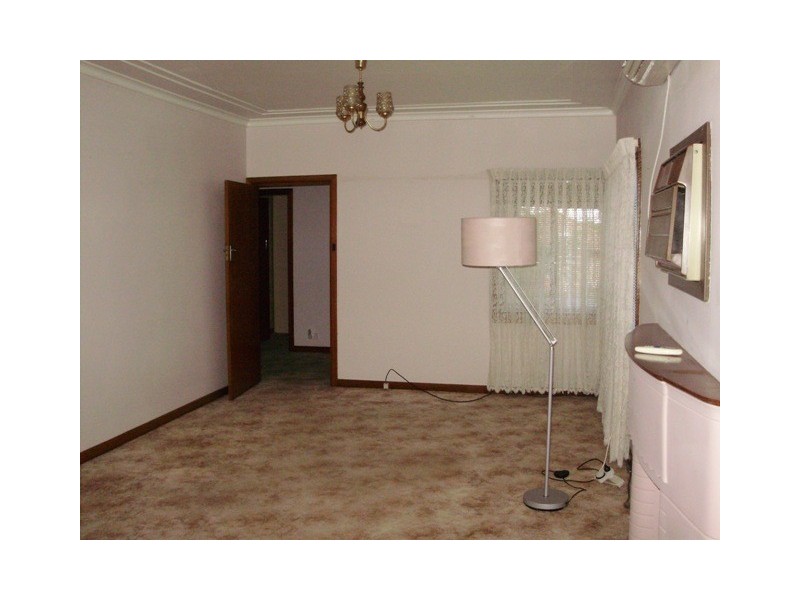 1 Mainsbridge Ave, Liverpool NSW 2170