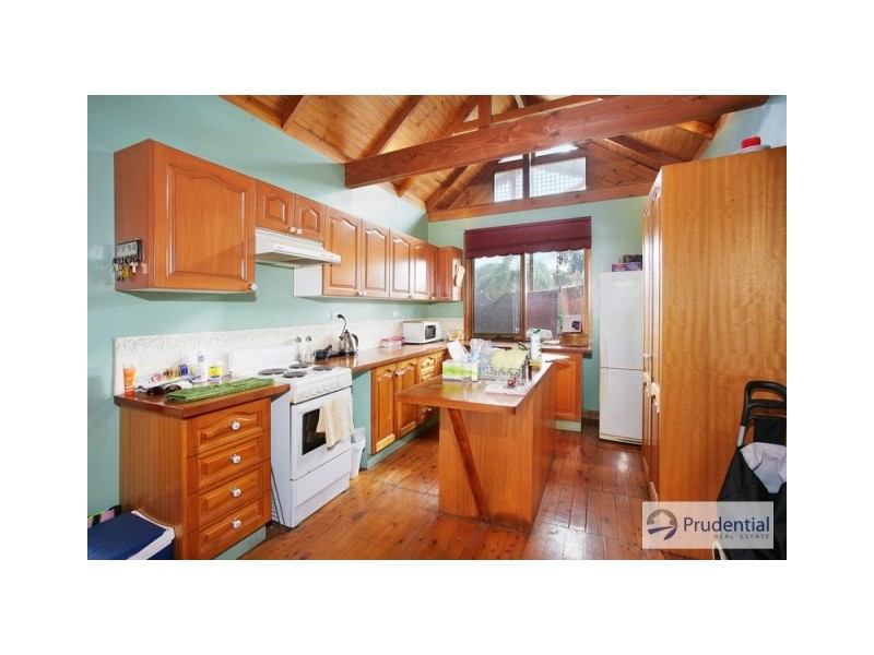 33 Atkinson St, Liverpool NSW 2170