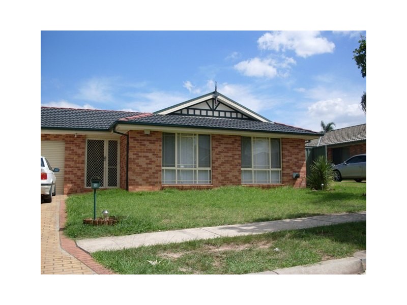 33 Tamworth Cres, Hoxton Park NSW 2171