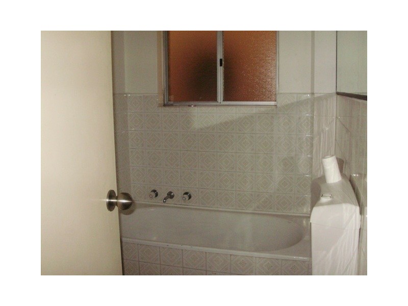 2/31 Speed St, Liverpool NSW 2170