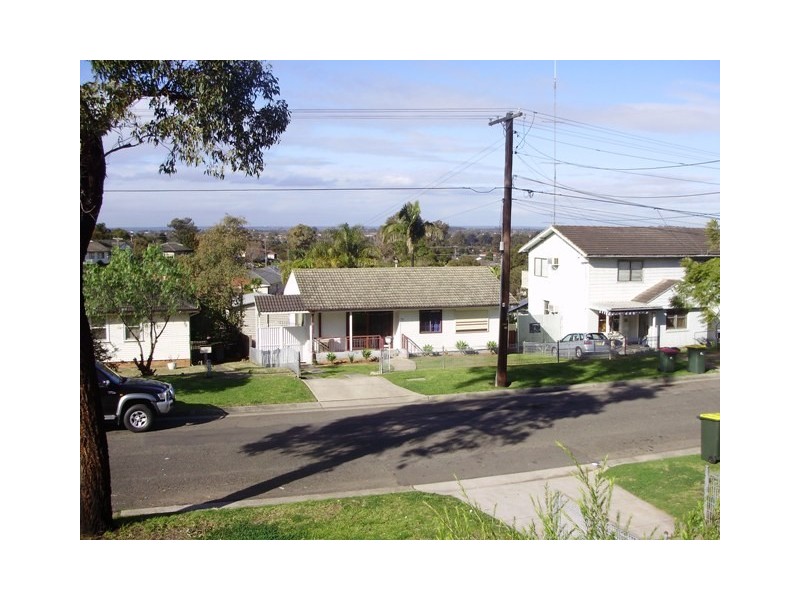 70 Strickland Cres, Ashcroft NSW 2168