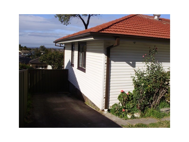 70 Strickland Cres, Ashcroft NSW 2168