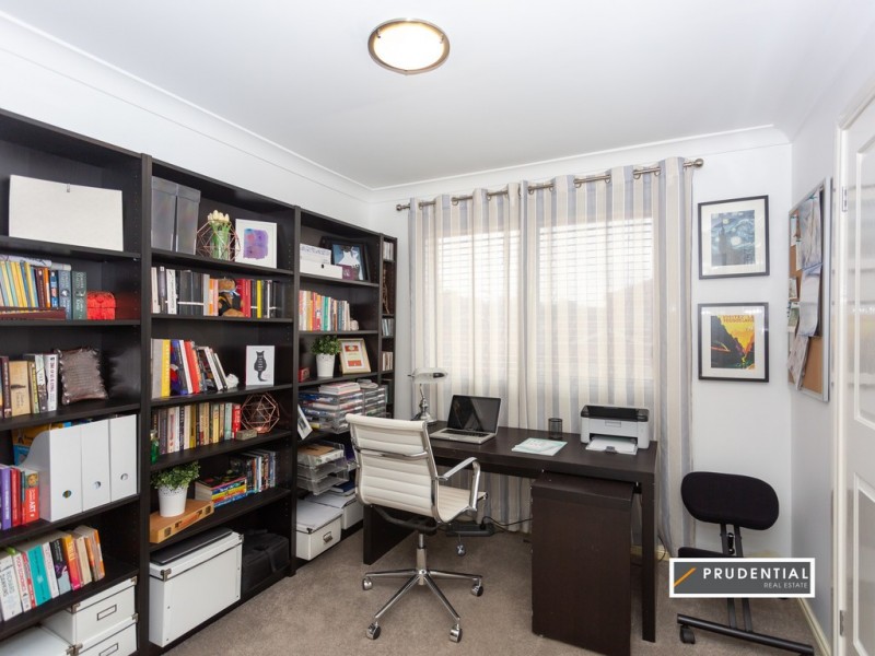 4 Levendale Street, West Hoxton NSW 2171