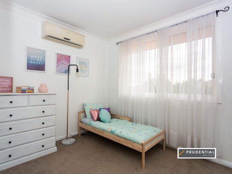 4 Levendale Street, West Hoxton NSW 2171