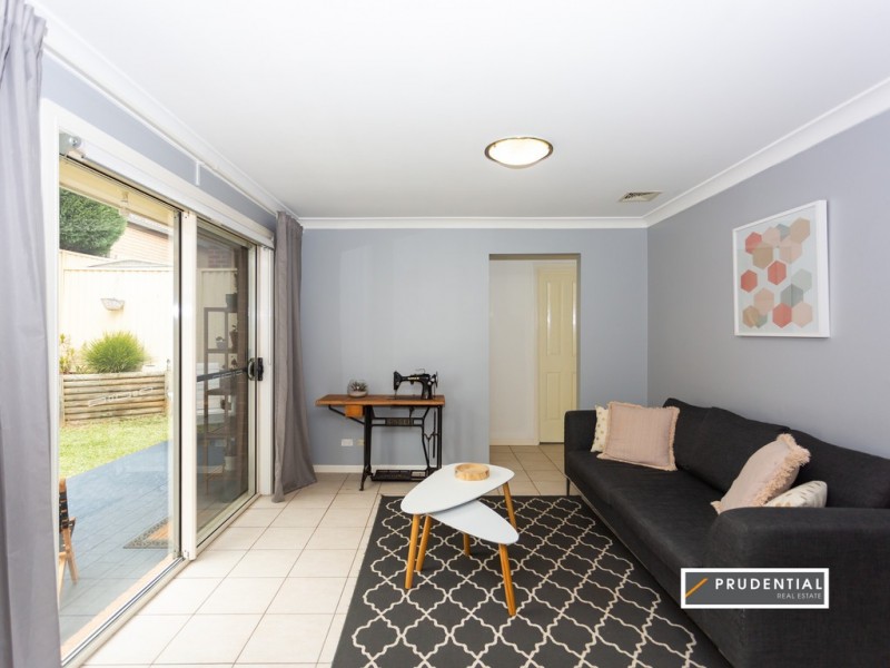 4 Levendale Street, West Hoxton NSW 2171