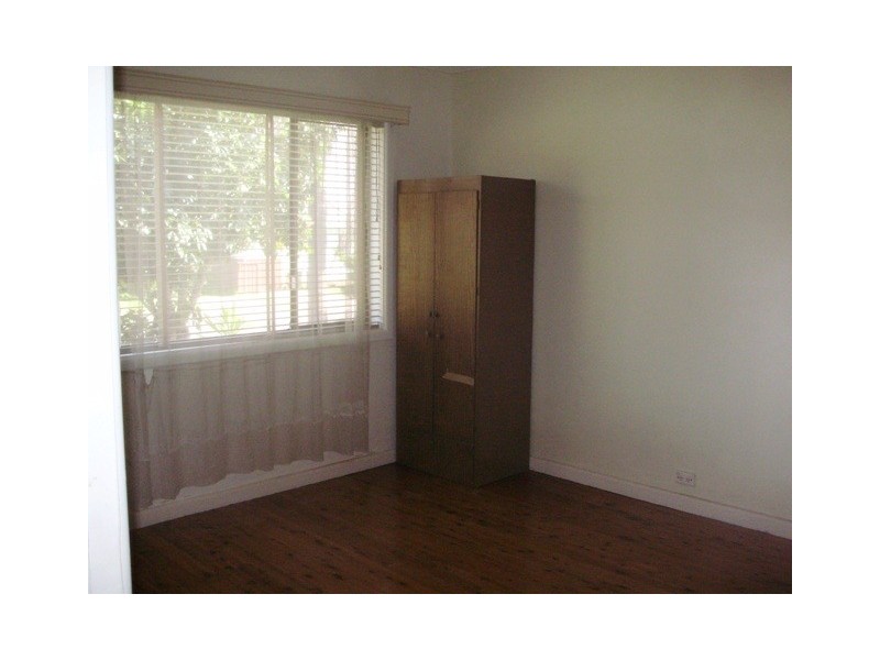 36 Maryvale Ave, Liverpool NSW 2170